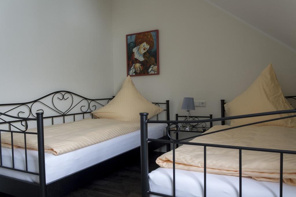 Haus Am Lagunenbad Ferienwohnung Ettelsberg Willingen  Quarto foto